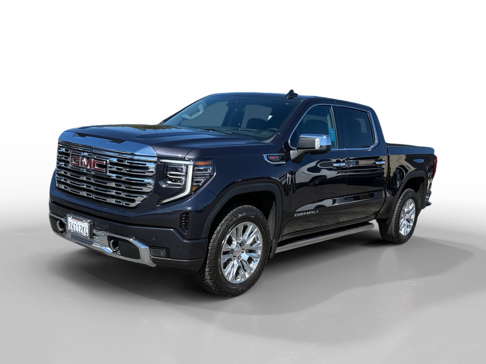 Used 2025 GMC Sierra 1500 Denali w/ Technology Package AWD/4WD image 1
