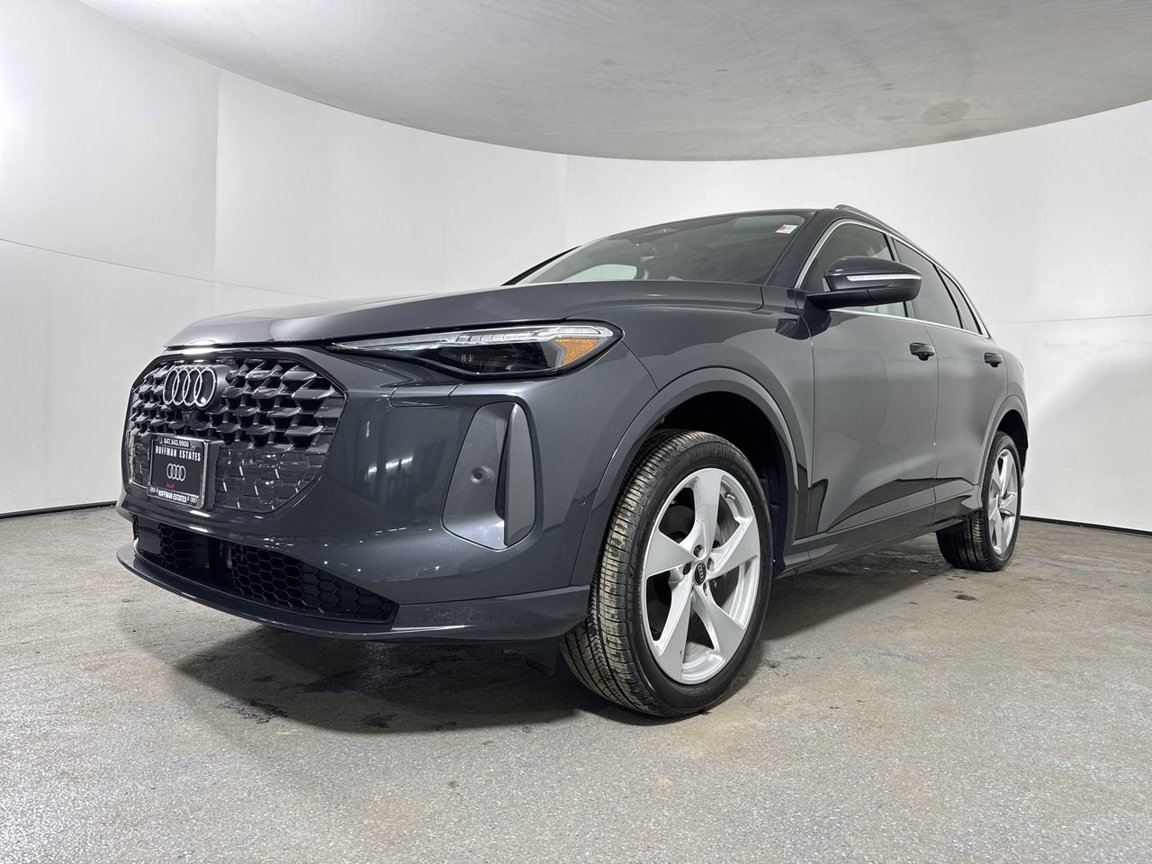 Used 2025 Audi Q5 Premium Plus w/ Premium Plus image 24