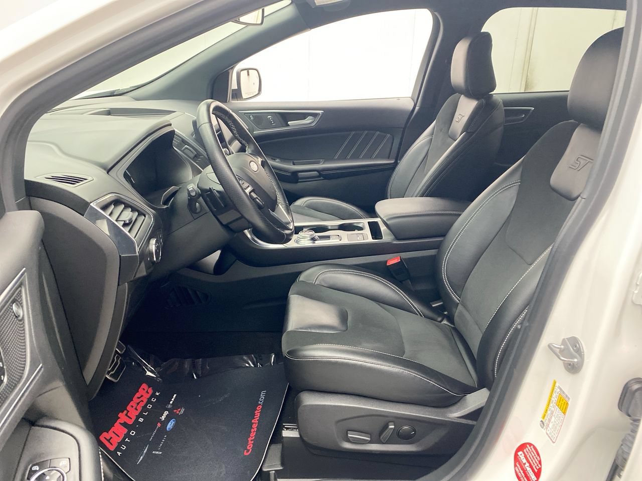 Used 2022 Ford Edge ST AWD/4WD image 14