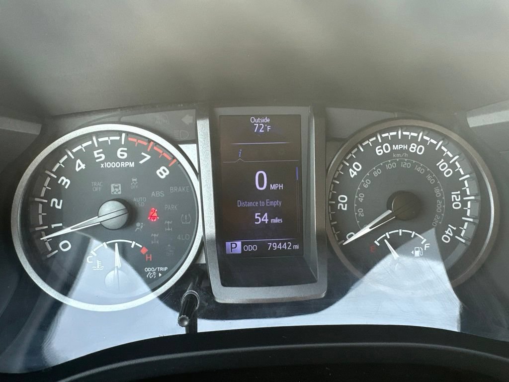 Used 2020 Toyota Tacoma TRD Sport w/ Technology Package AWD/4WD image 39