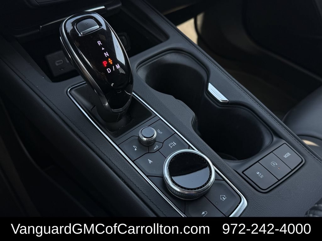 Used 2025 Cadillac XT4 Premium Luxury FWD image 19