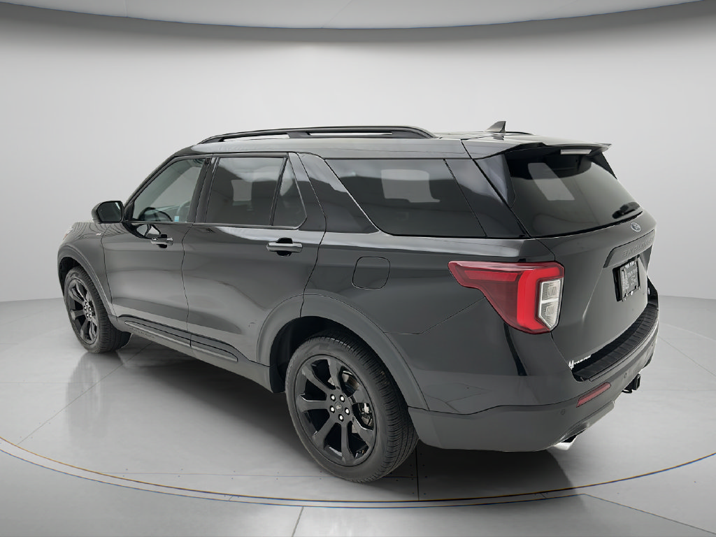 Used 2023 Ford Explorer ST-Line w/ Class IV Trailer Tow Package AWD/4WD image 6