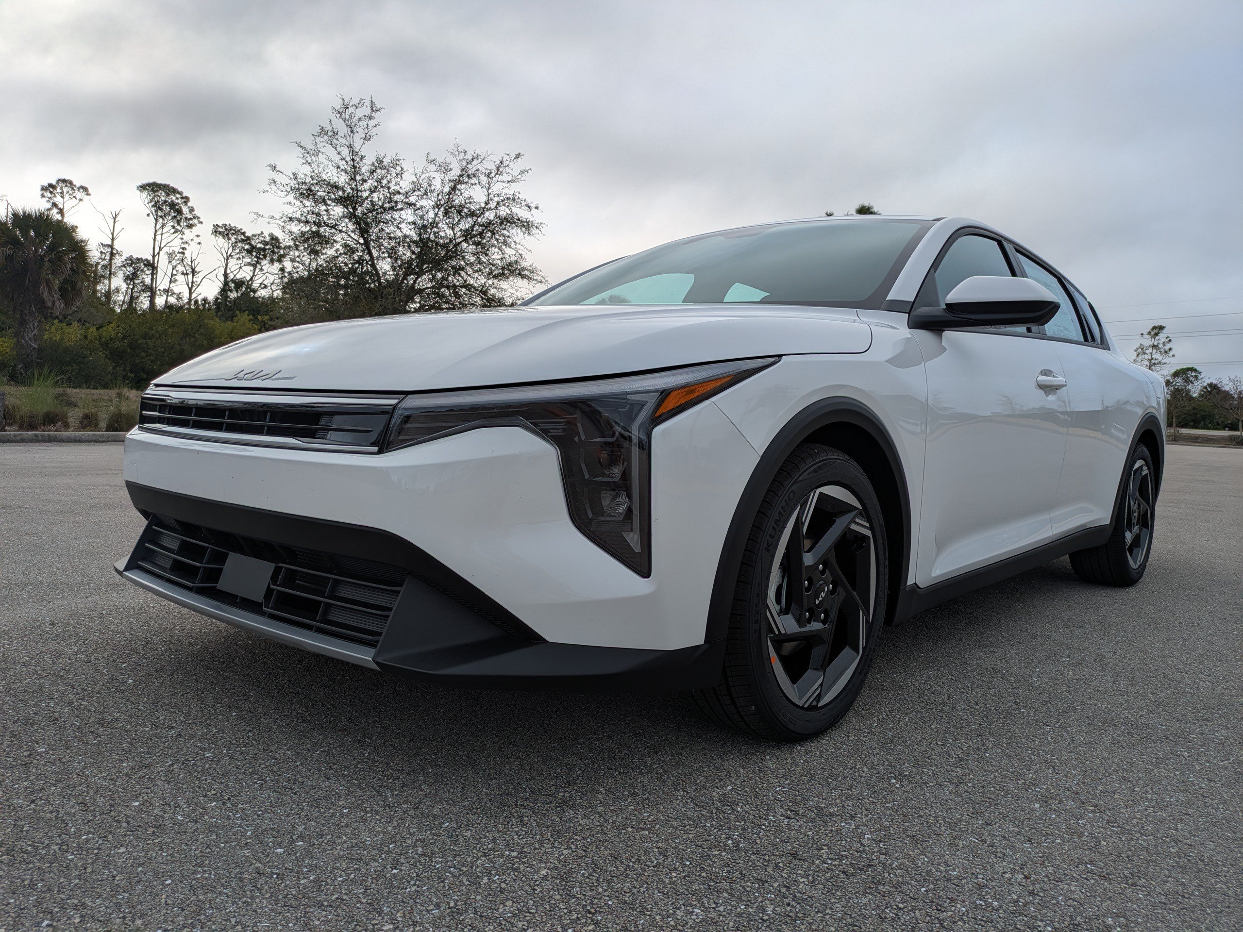New 2025 Kia K4 GT-Line Turbo FWD image 9