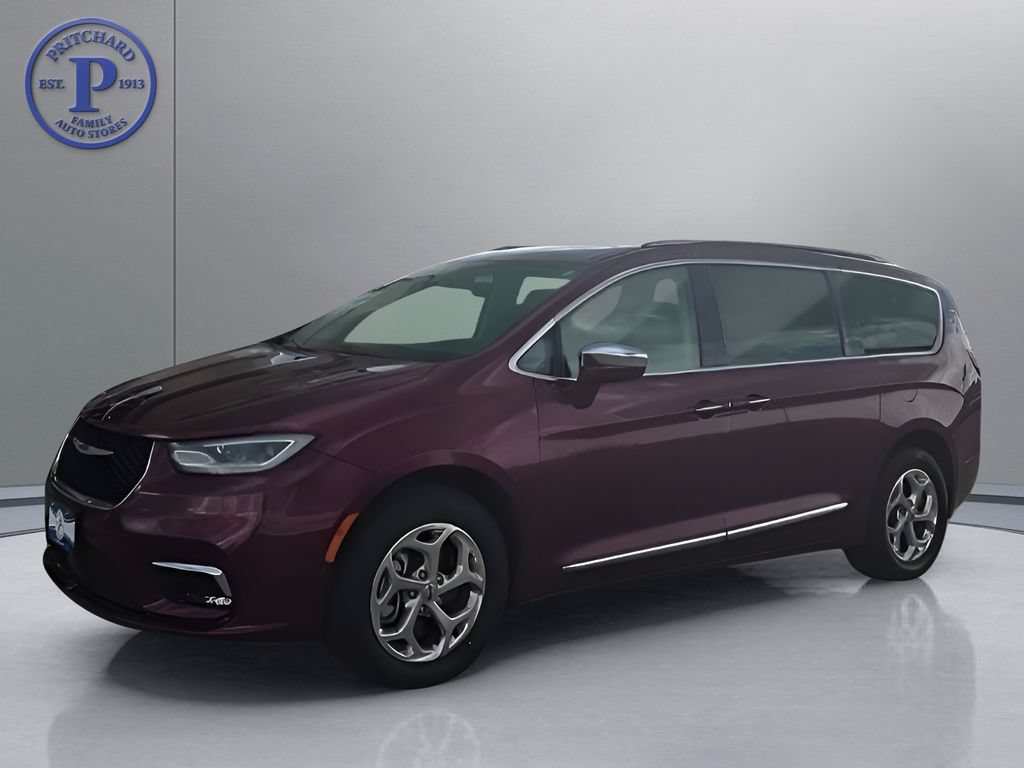 Used 2021 Chrysler Pacifica Limited w/ Premium & Safety Sphere Group AWD/4WD image 3