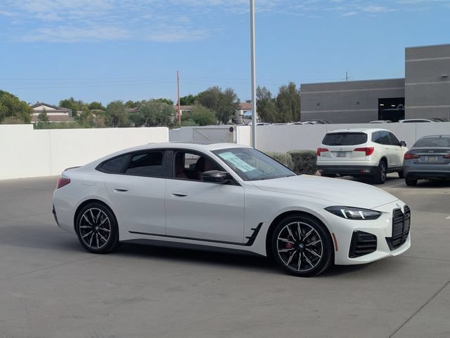 New 2026 BMW M440i w/ Premium Package RWD image 4