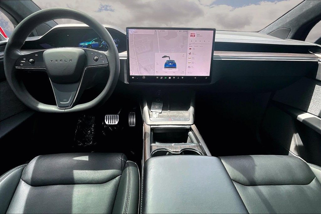 Used 2024 Tesla Model X AWD/4WD image 7