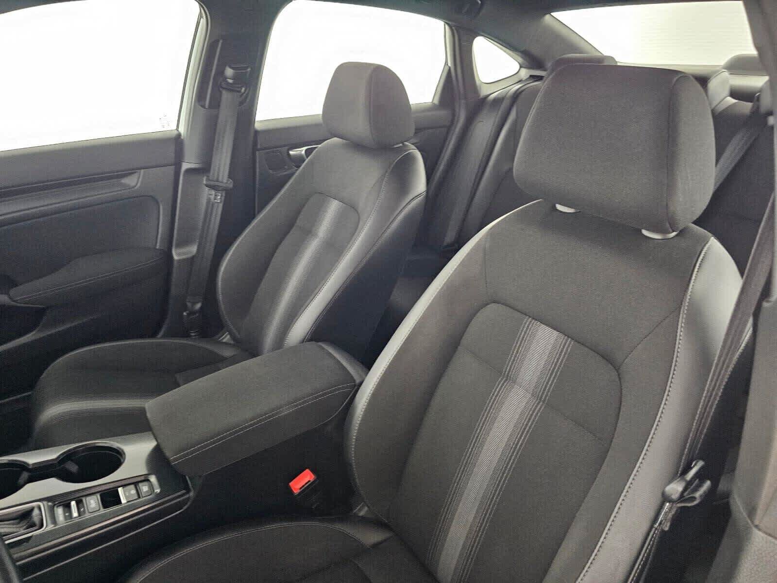 Used 2023 Honda Civic Sport image 21