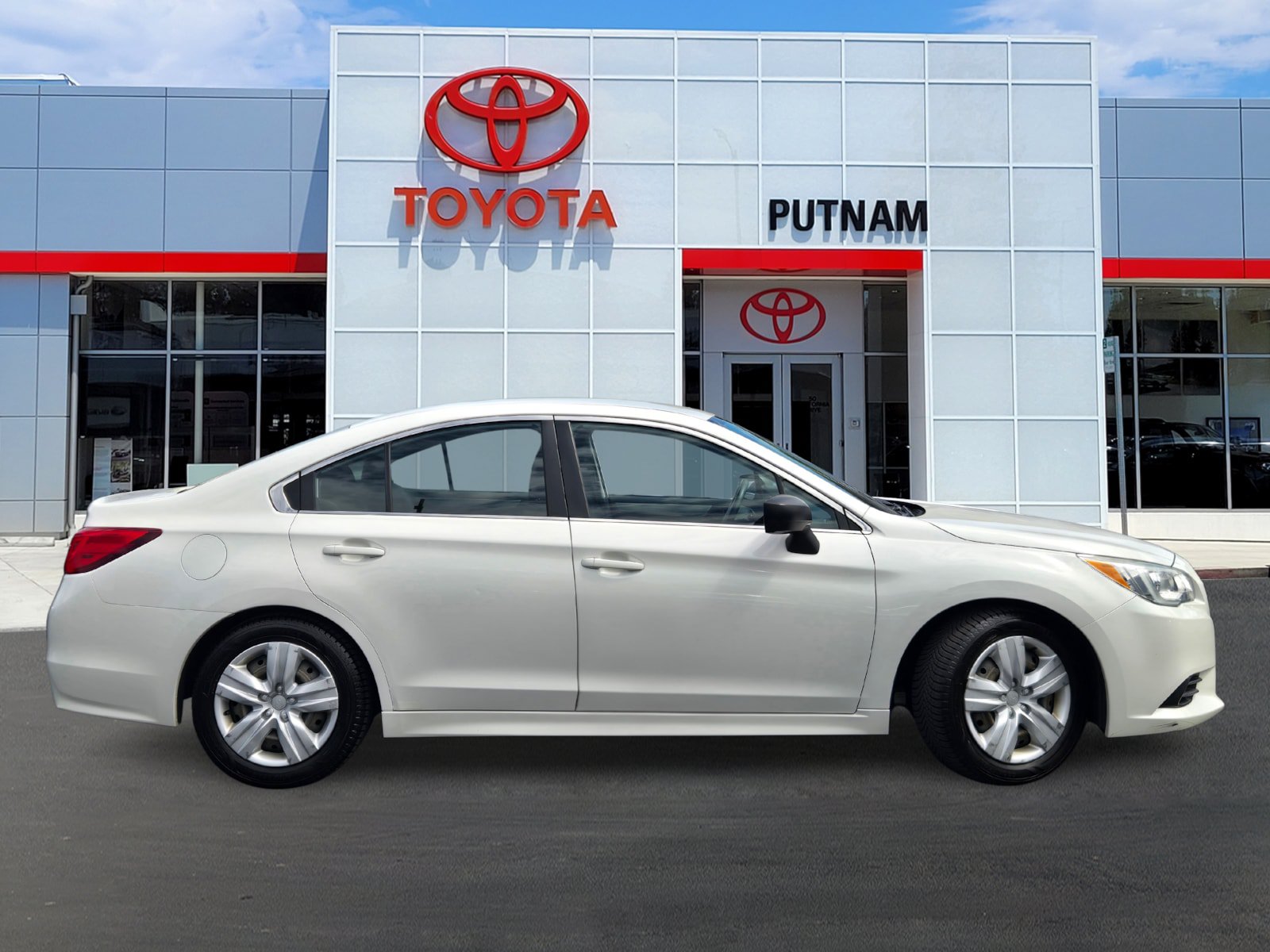 Used 2016 Subaru Legacy 2.5i AWD/4WD image 3
