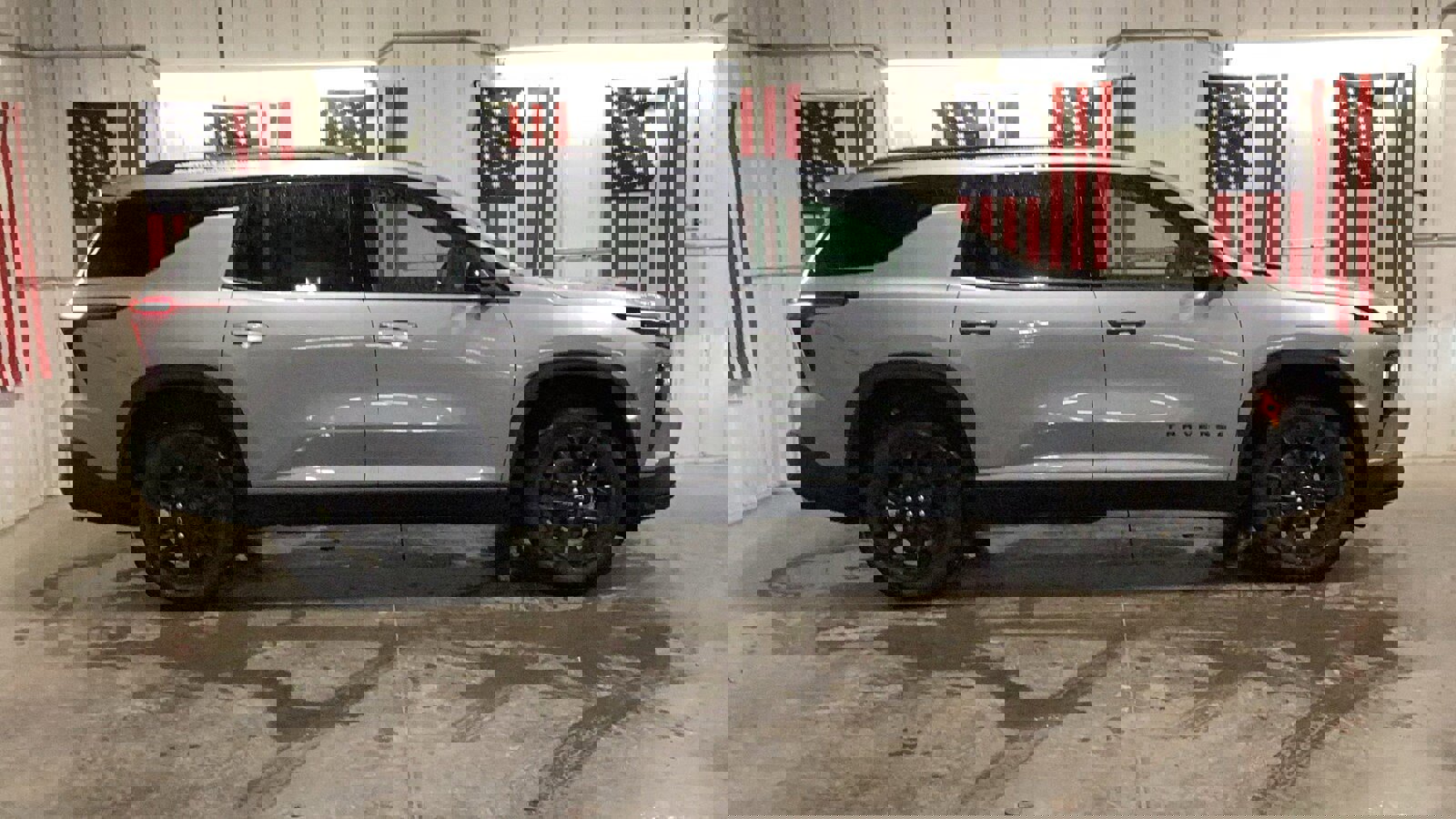 New 2026 Chevrolet Traverse LT w/ Midnight/Sport Edition image 2