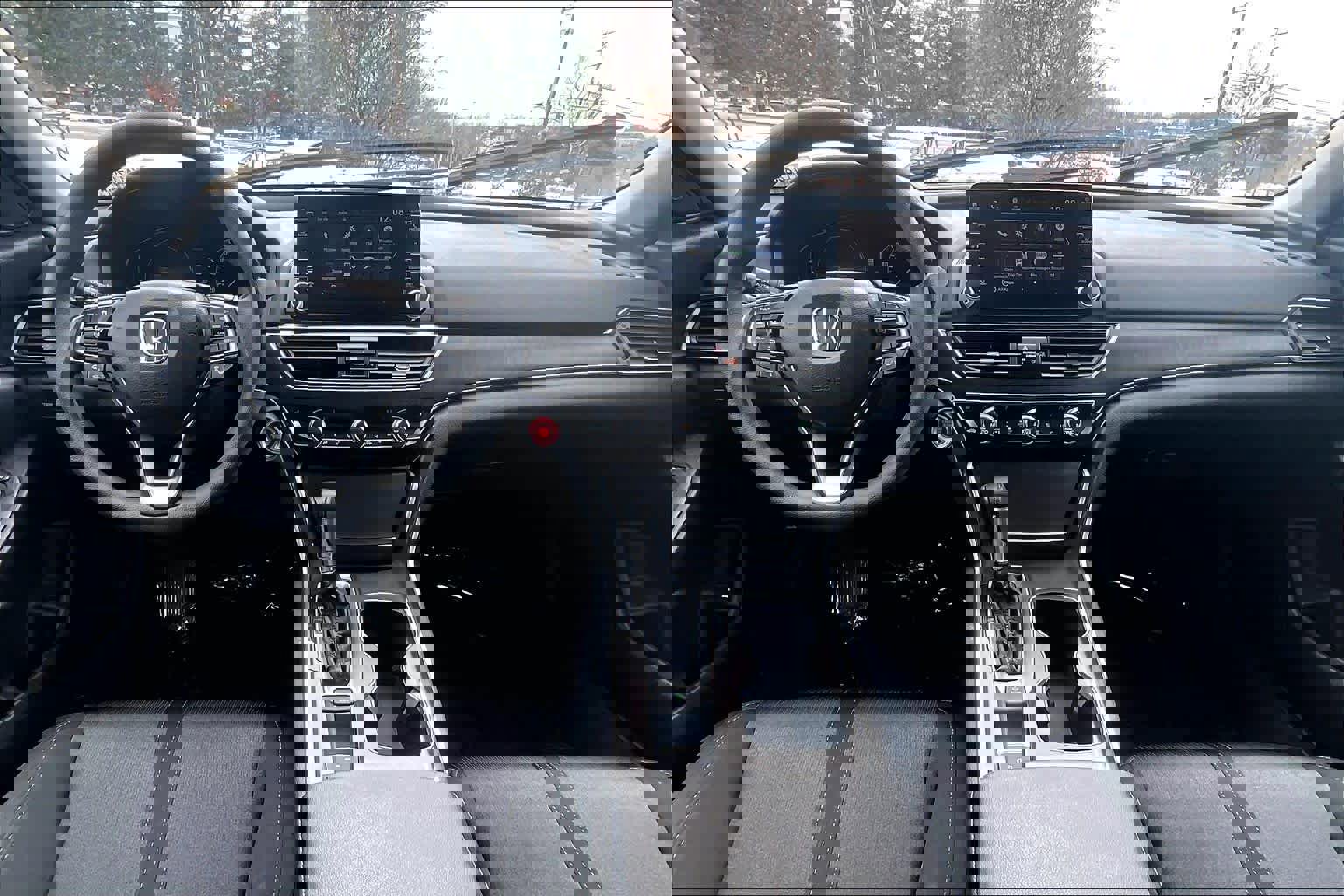 Used 2019 Honda Accord EX image 16