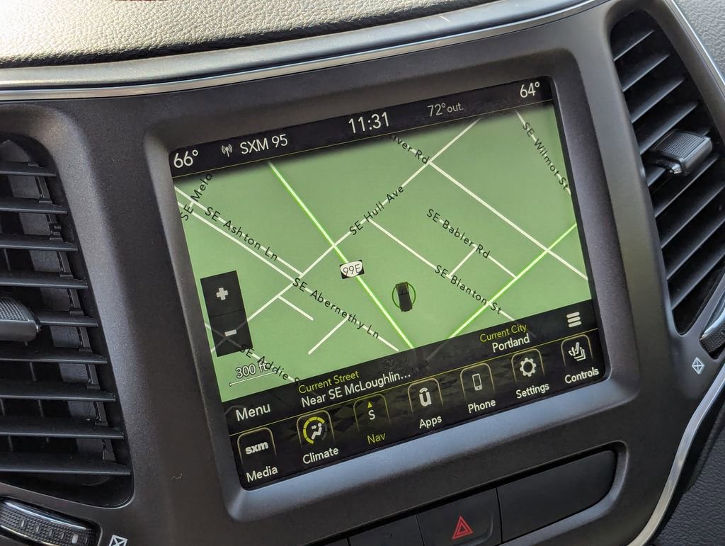 Used 2020 Jeep Cherokee Trailhawk AWD/4WD image 18