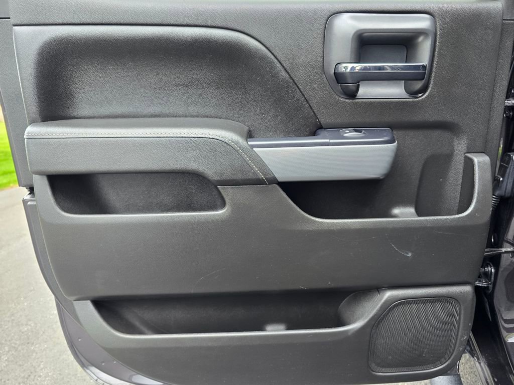 Used 2016 Chevrolet Silverado 1500 LTZ Z71 image 23