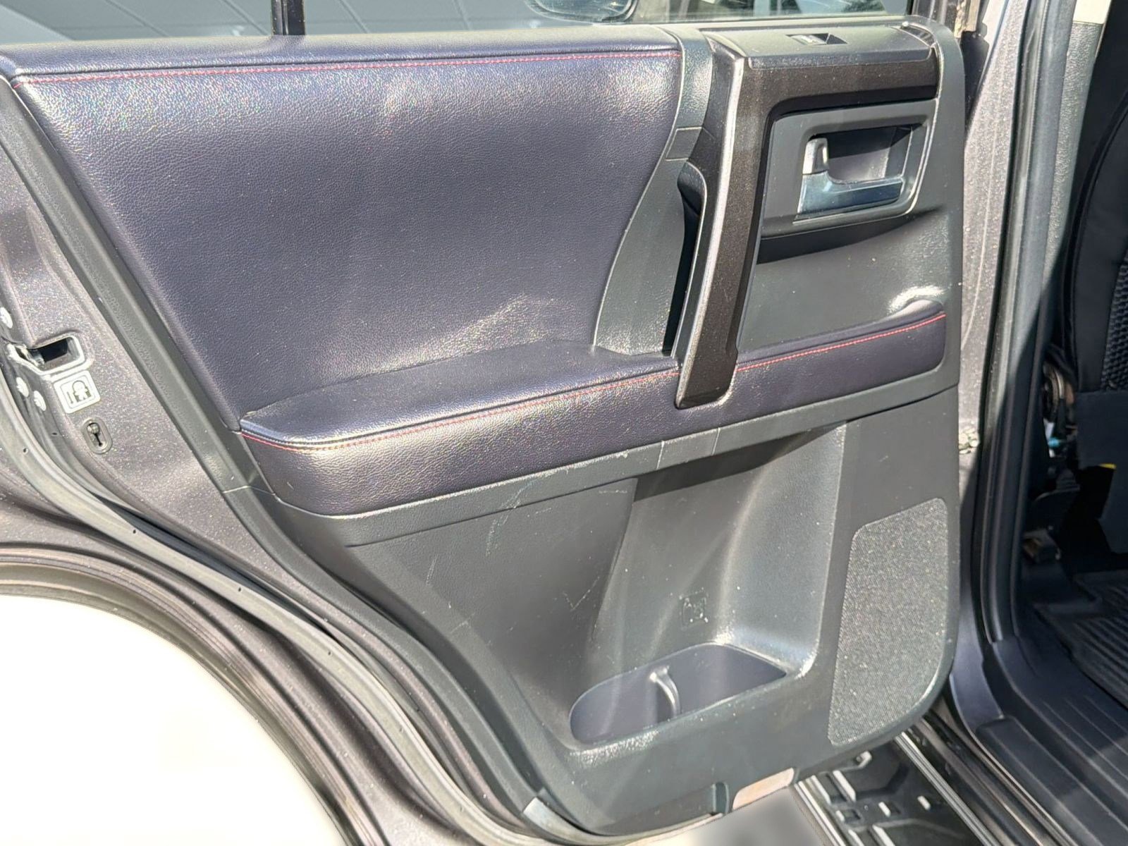 Used 2018 Toyota 4Runner TRD Off-Road Premium image 13