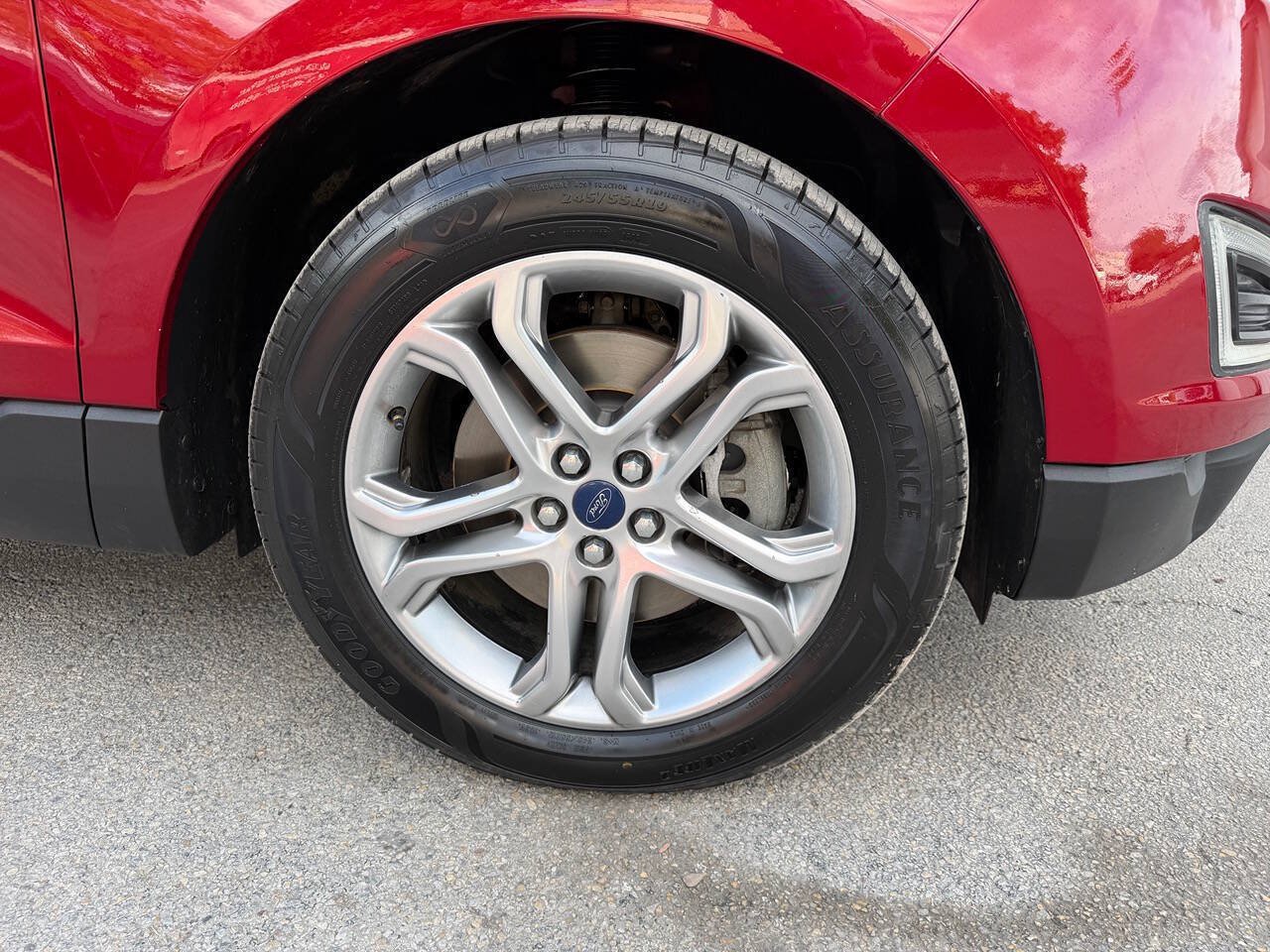 Used 2015 Ford Edge Titanium w/ Equipment Group 301A FWD image 12