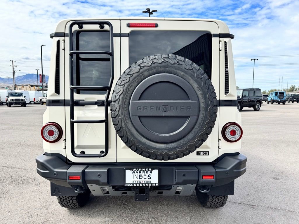 New 2025 INEOS Grenadier Fieldmaster Edition image 3