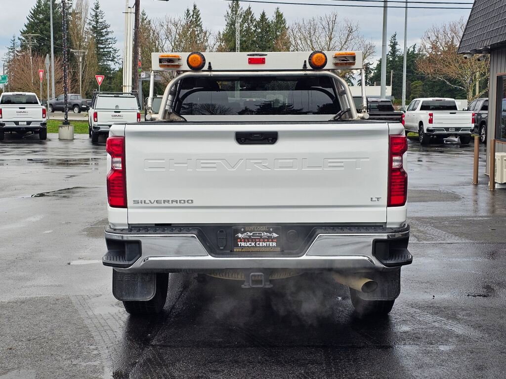 Used 2024 Chevrolet Silverado 3500 LT w/ Convenience Package AWD/4WD image 4
