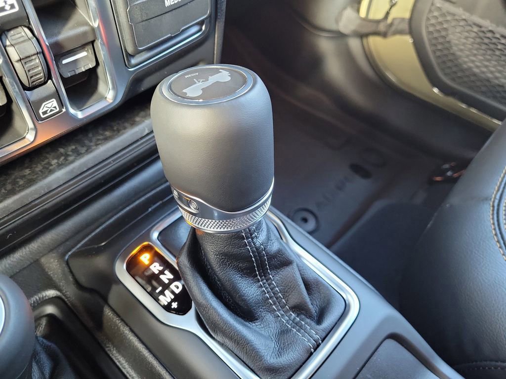 New 2026 Jeep Wrangler Sahara image 33