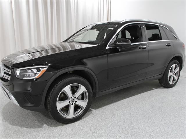 Used 2022 Mercedes-Benz GLC 300 4MATIC image 3