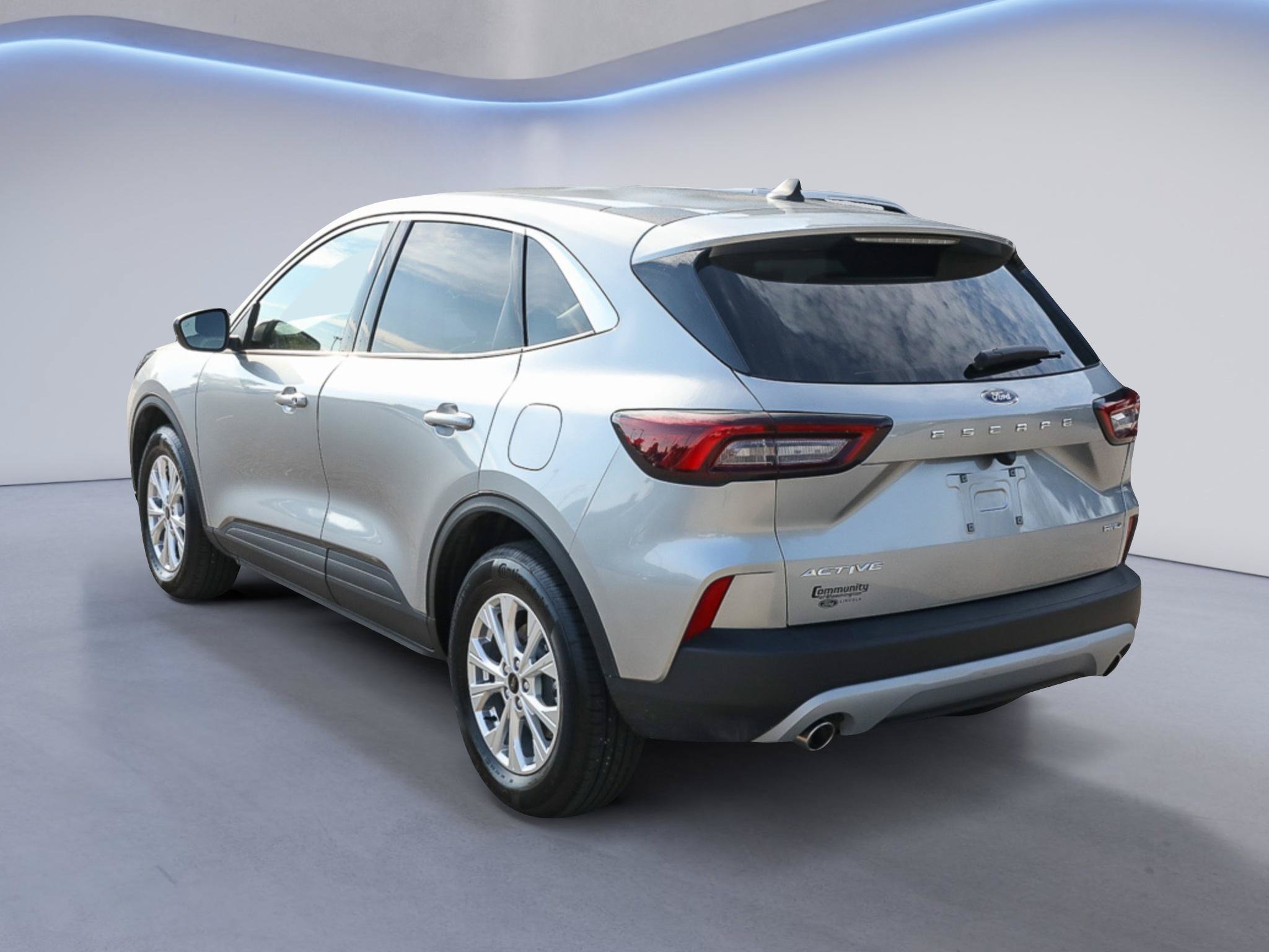 Certified 2023 Ford Escape Active AWD/4WD image 5