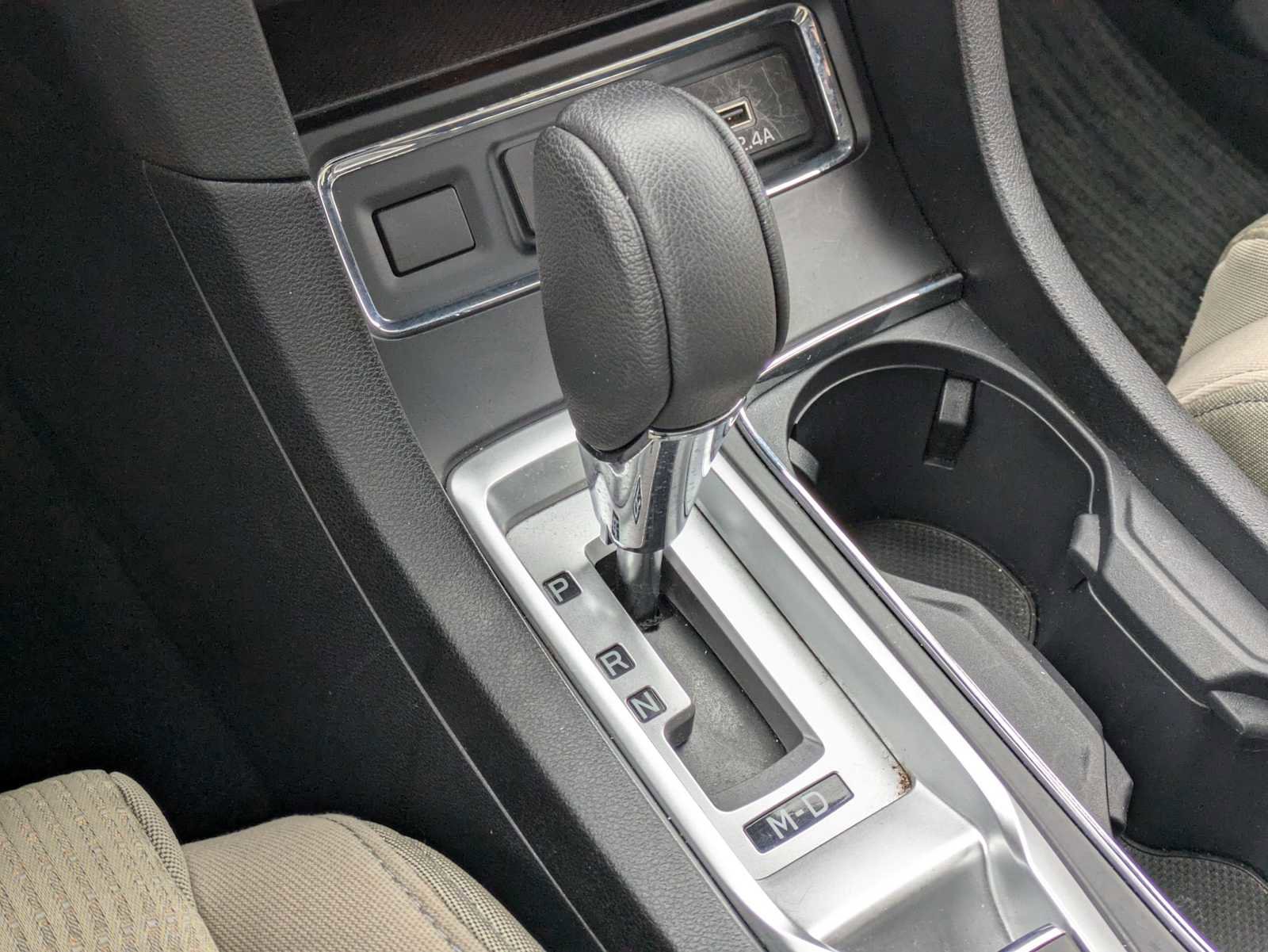 Used 2024 Subaru Ascent Premium w/ Convenience Package image 31