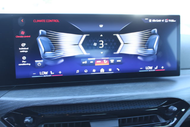 Used 2025 BMW i4 eDrive40 RWD image 31