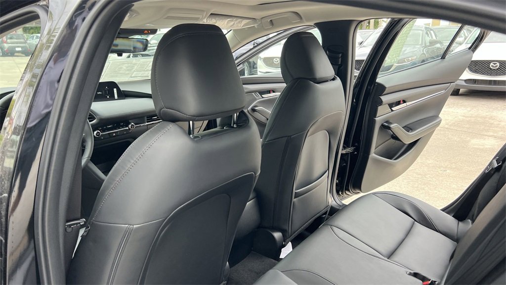 New 2025 MAZDA MAZDA3 s image 35