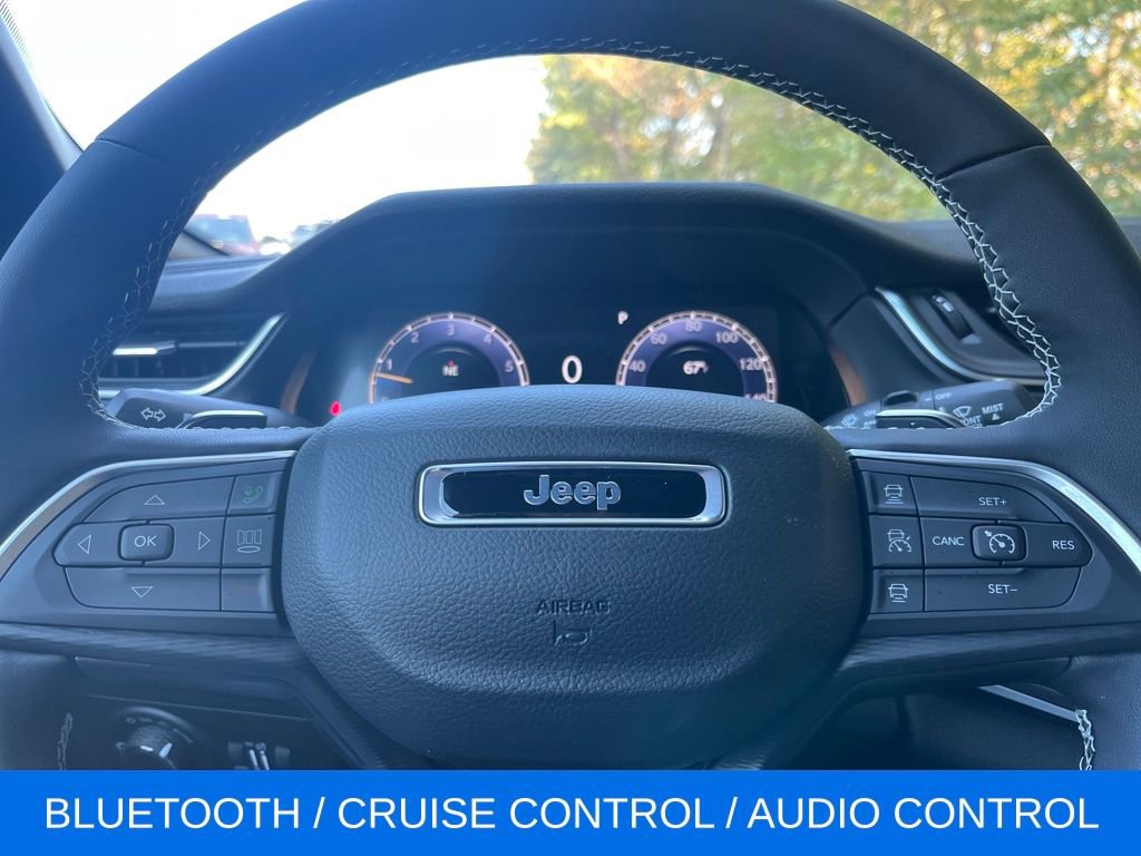 New 2025 Jeep Grand Cherokee L Laredo w/ Luxury Tech Group I image 16