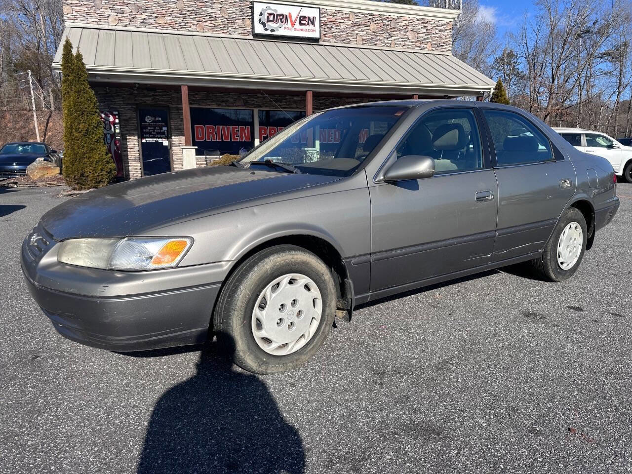 Used 1998 Toyota Camry CE