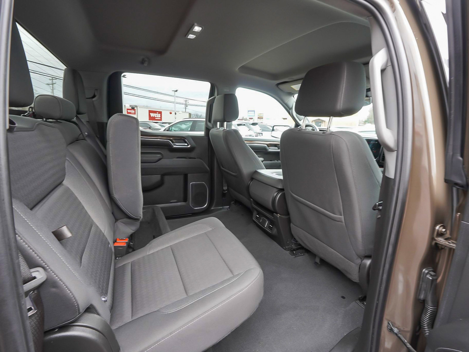 Used 2023 GMC Sierra 1500 Elevation image 38
