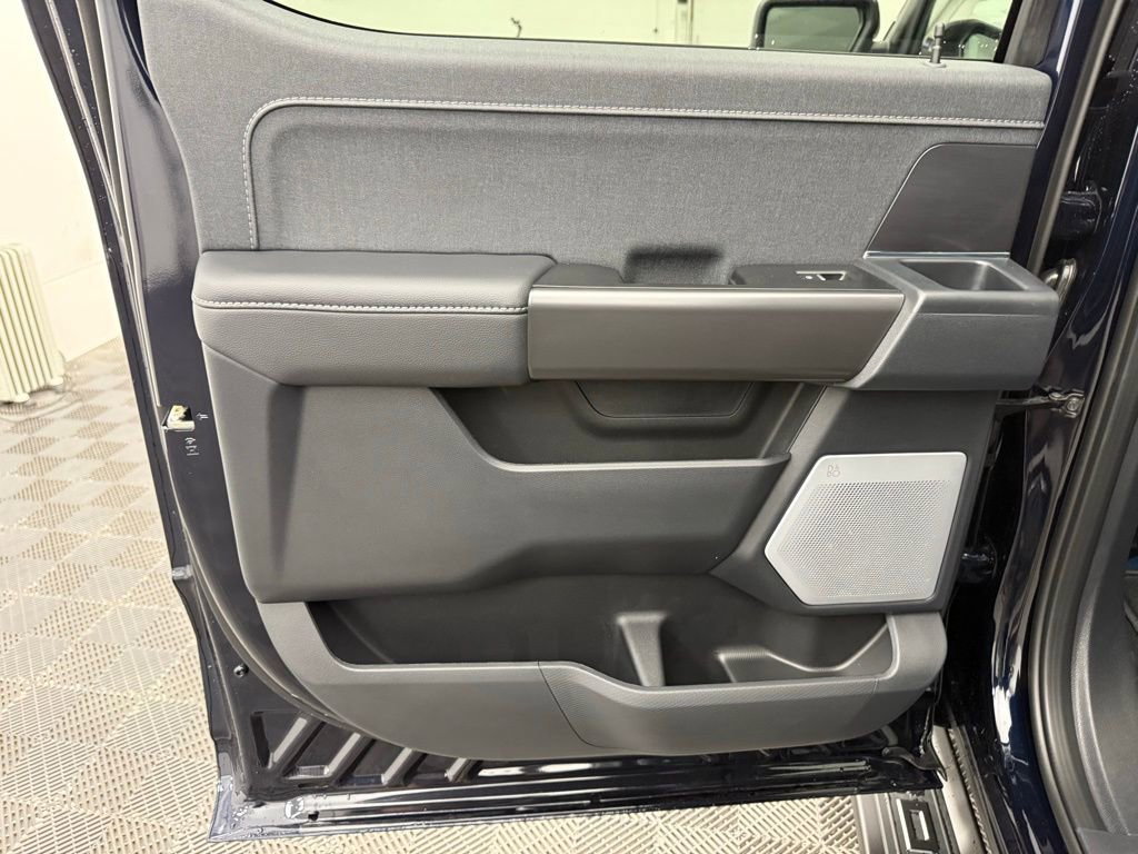 New 2025 Ford F150 Lariat w/ Equipment Group 502A High image 34