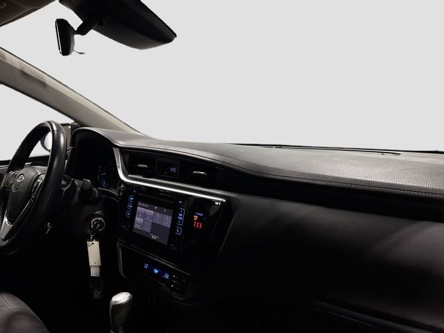 Used 2019 Toyota Corolla SE FWD image 23