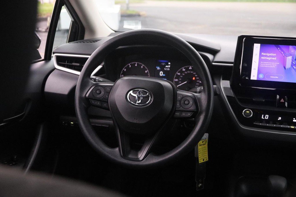 Certified 2025 Toyota Corolla LE FWD image 19
