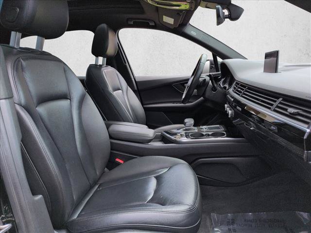 Used 2019 Audi Q7 3.0T Premium Plus w/ Premium Plus Package AWD/4WD image 24