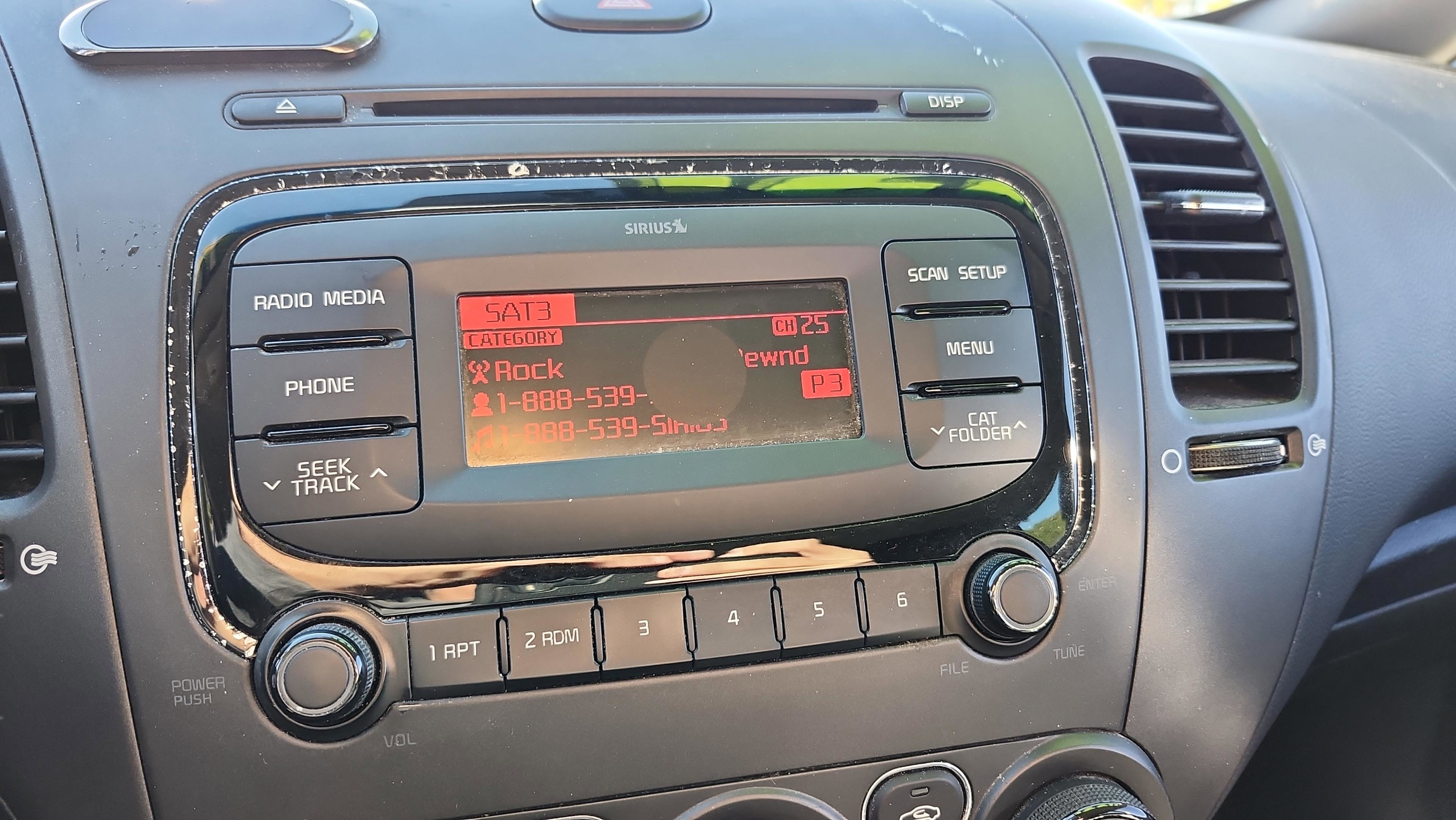 Used 2017 Kia Forte LX image 24