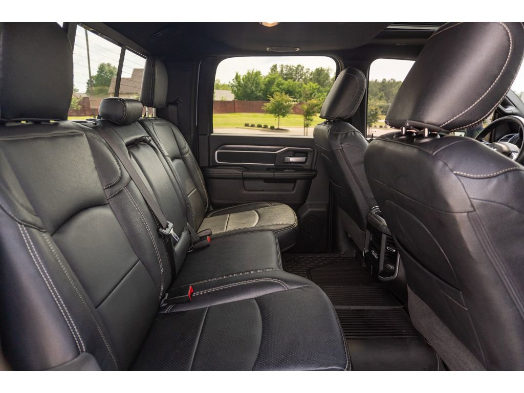Used 2024 RAM 2500 Big Horn w/ Night Edition AWD/4WD image 18