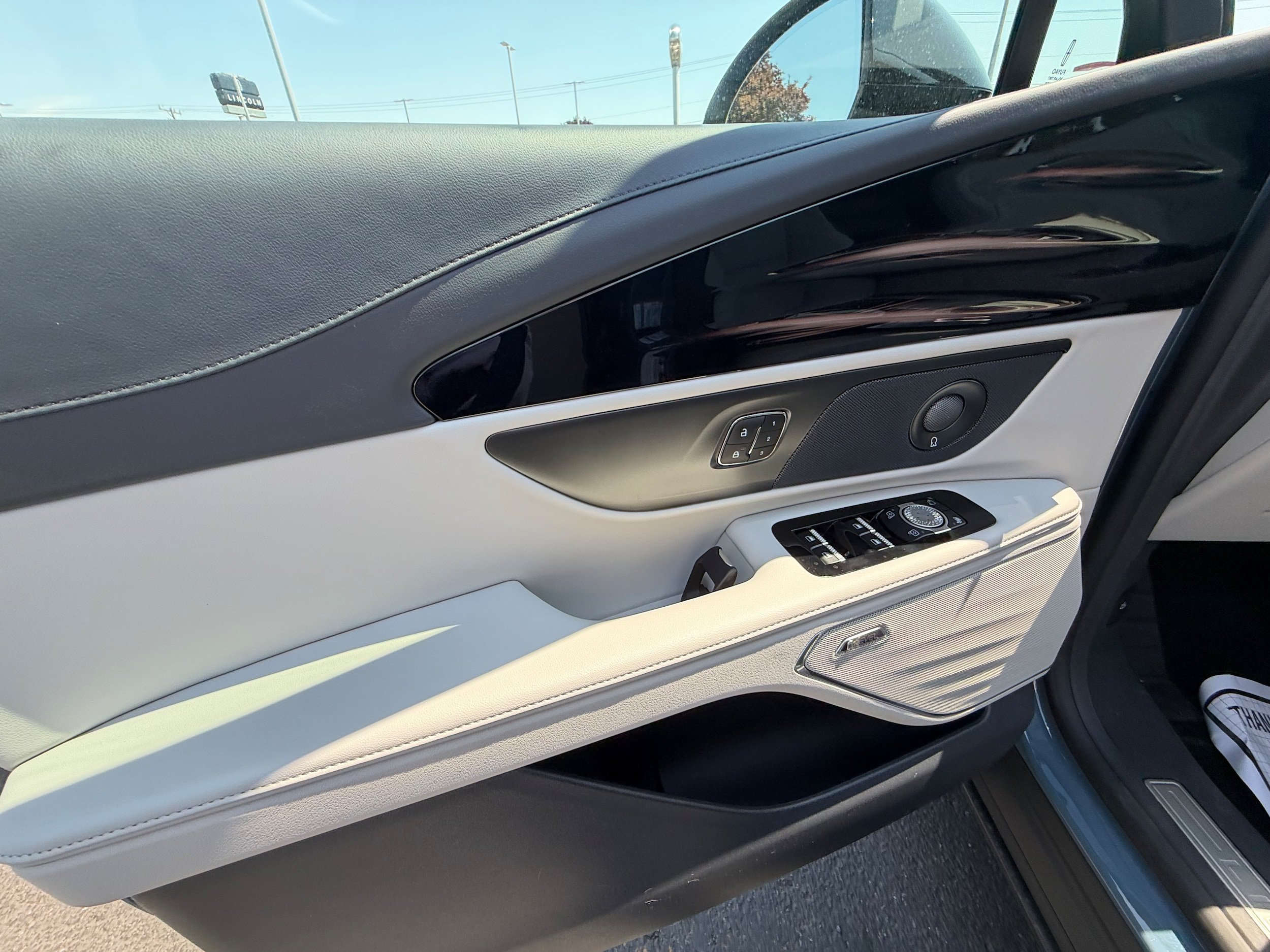 New 2026 Lincoln Nautilus Premier w/ Equipment Group 102A AWD/4WD image 12