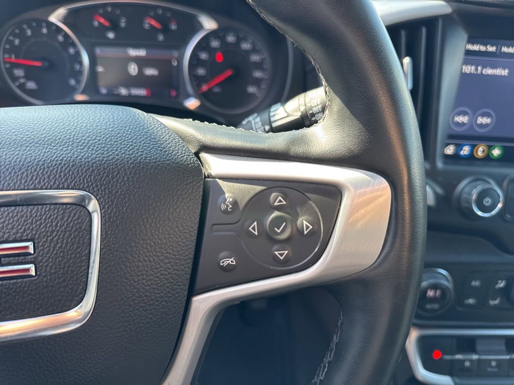Used 2024 GMC Terrain SLT image 14