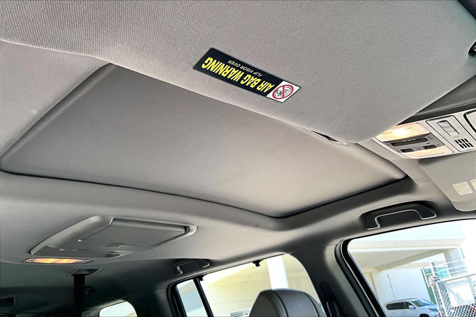 Used 2012 Honda Pilot Touring image 13