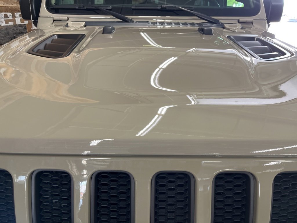 Used 2022 Jeep Wrangler Unlimited Rubicon w/ LED Lighting Group image 17