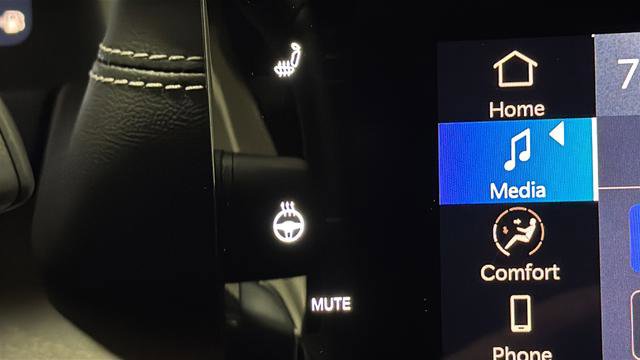 New 2026 Jeep Grand Cherokee Limited w/ Luxury Tech Group II image 38