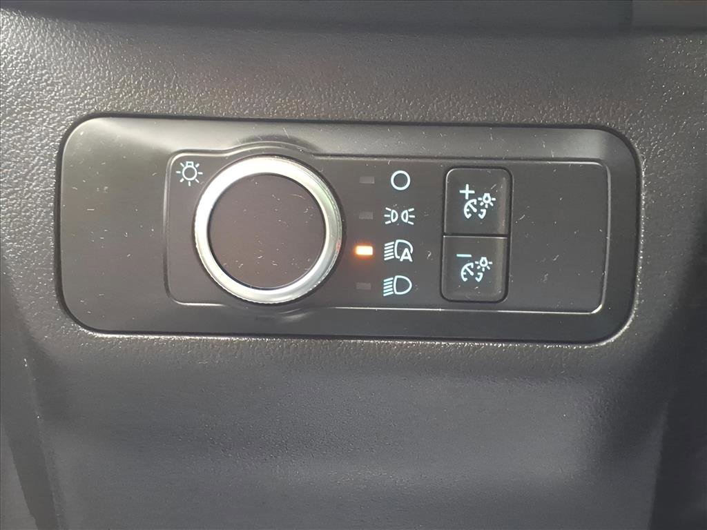 Used 2021 Ford Escape SE w/ SE Sport Appearance Package image 23