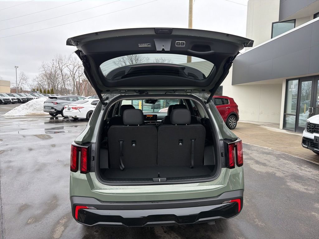 New 2026 Kia Sorento X-Line EX image 17