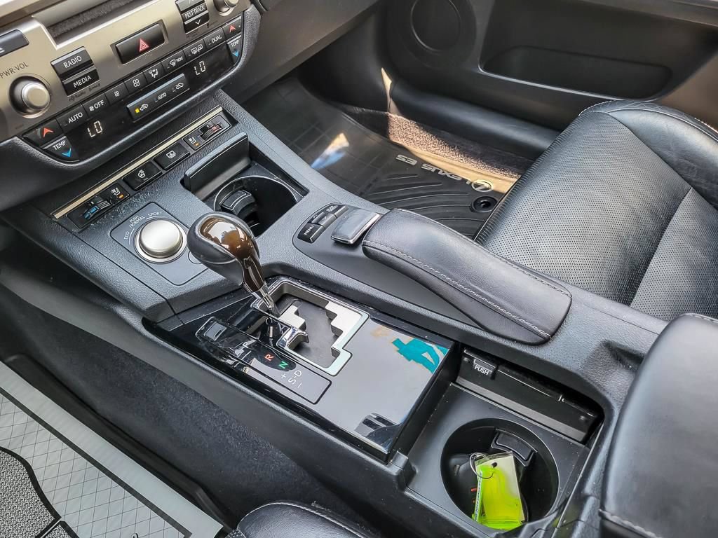 Used 2014 Lexus ES 350 w/ Luxury Package FWD image 25