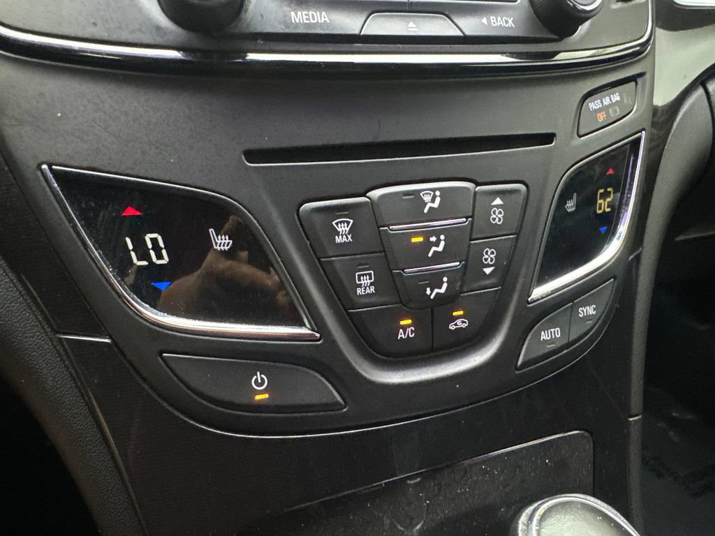 Used 2015 Buick Regal Premium FWD image 65
