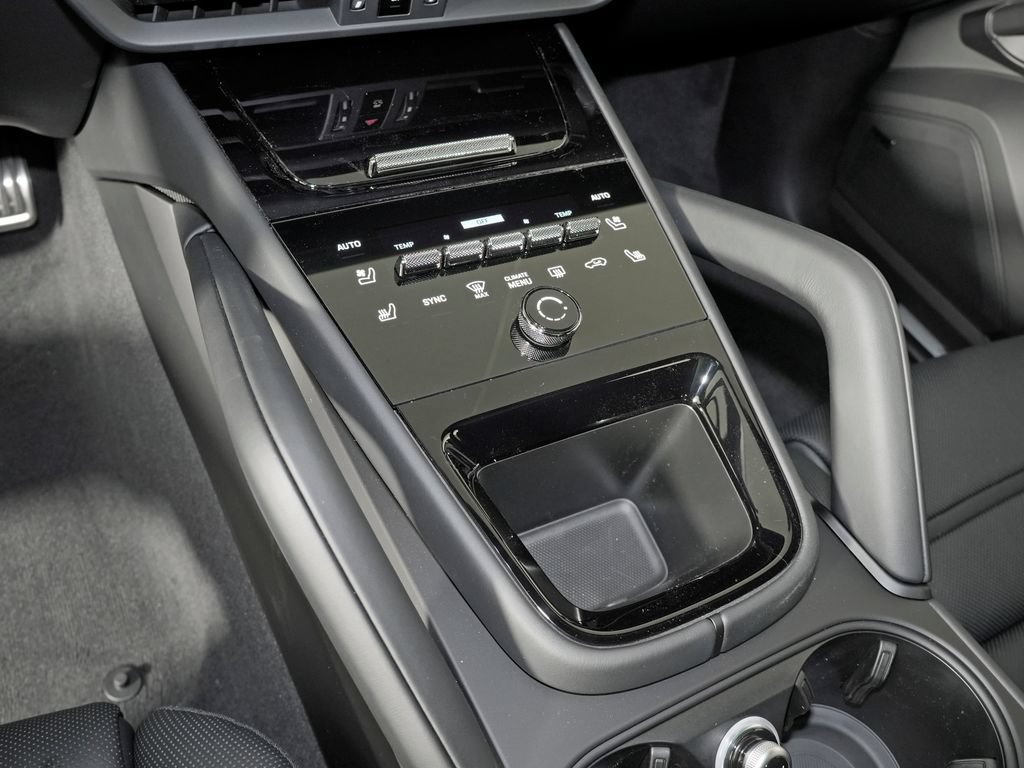 New 2026 Porsche Cayenne S AWD/4WD image 30
