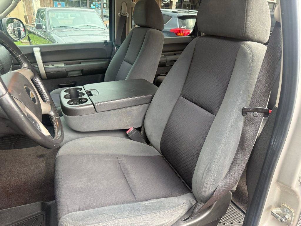Used 2009 Chevrolet Silverado 1500 LT w/ All Star Package RWD image 14