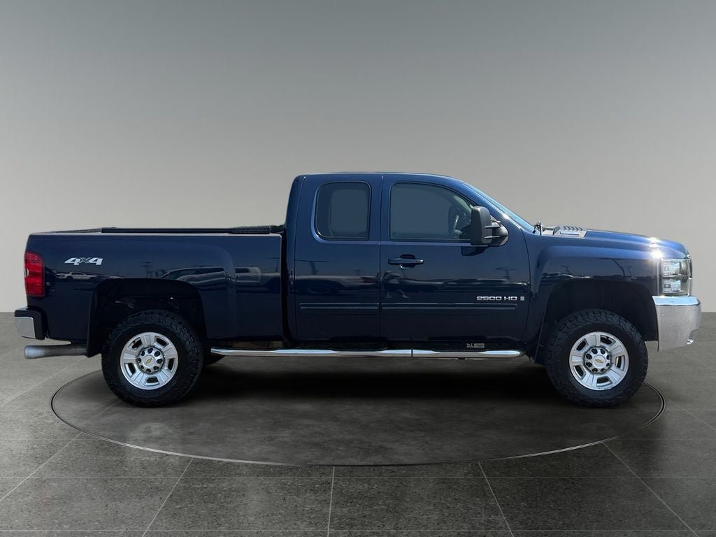 Used 2009 Chevrolet Silverado 2500 LTZ w/ Safety Package AWD/4WD image 10