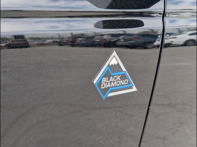 Used 2022 Ford Bronco Black Diamond image 19