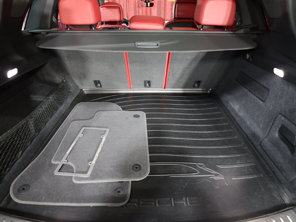 Used 2019 Porsche Cayenne S AWD/4WD image 27