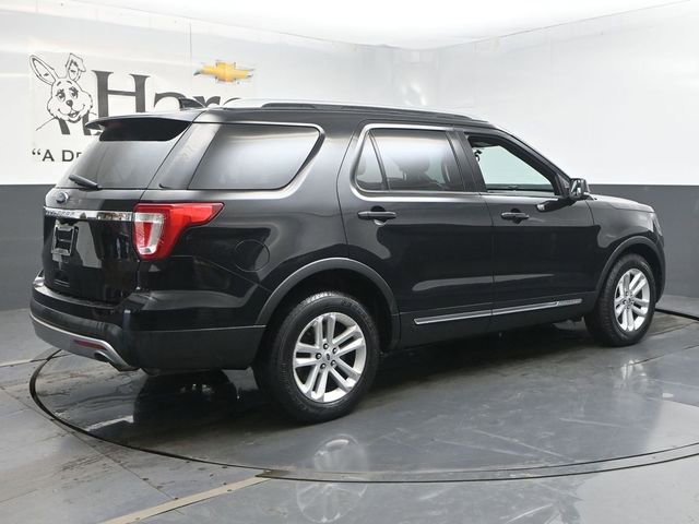 Used 2017 Ford Explorer XLT FWD image 49